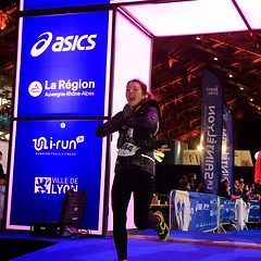 Audrey Lance à l'arrivée de la Saintelyon